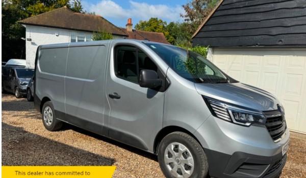 2022 Renault Trafic Business 2.0 dci 150 BHP LWB