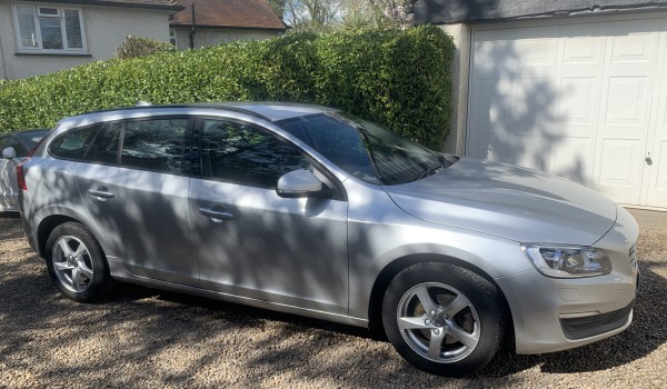 Volvo V60 2.0 D4 BUSINESS LUX EDITION MANUAL