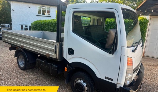 Nissan Cabster 2.5 dci 35.14 DROP SIDE